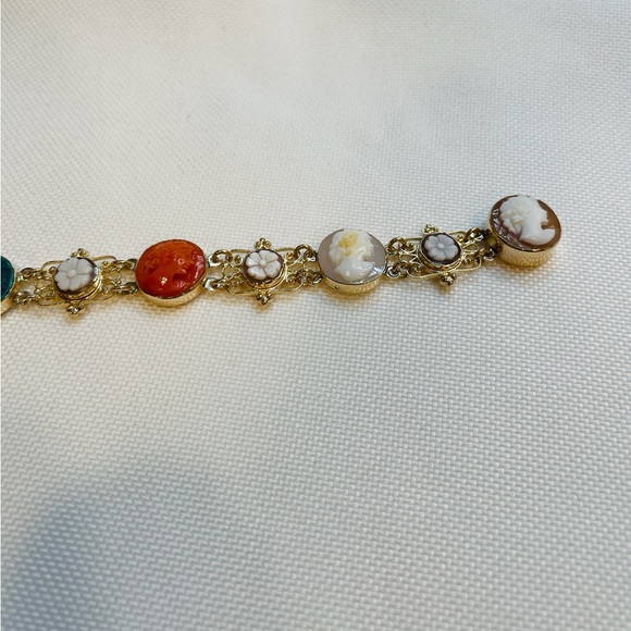 Estate Victorian Revival 14K Gold Carved Shell Cameo Filigree Floral Bracelet - Picture 6 of 11